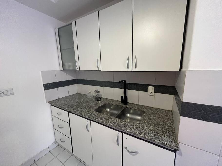 Apartment Dpto En Centro Frente Plaza Independencia